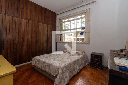 Quarto 2 de casa à venda com 5 quartos, 430m² em Cidade Jardim, Belo Horizonte