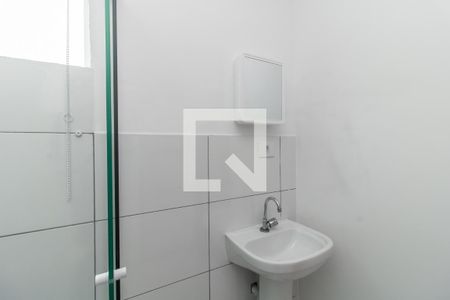 Banheiro de apartamento para alugar com 1 quarto, 34m² em Vila Guilhermina, São Paulo