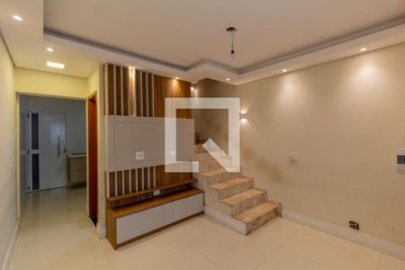 Sala  de casa de condomínio para alugar com 2 quartos, 65m² em Vila Ré, São Paulo
