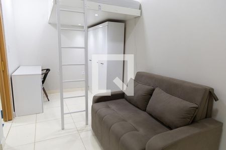 Sala / Quarto de apartamento para alugar com 1 quarto, 15m² em Vila Augusta, Guarulhos