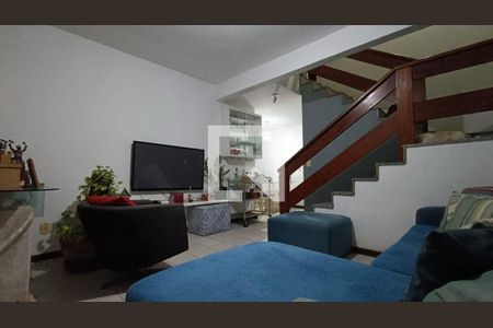 Casa à venda com 3 quartos, 190m² em Itaipu, Niterói