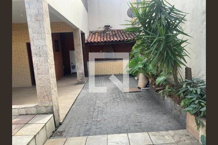 Casa à venda com 4 quartos, 252m² em Fonseca, Niterói