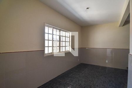 Casa à venda com 3 quartos, 180m² em Piratininga, Niterói