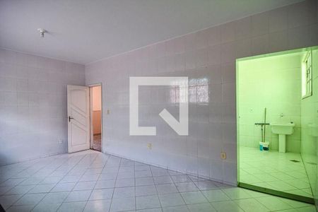 Casa à venda com 3 quartos, 180m² em Piratininga, Niterói