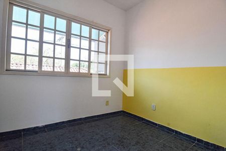 Casa à venda com 3 quartos, 180m² em Piratininga, Niterói