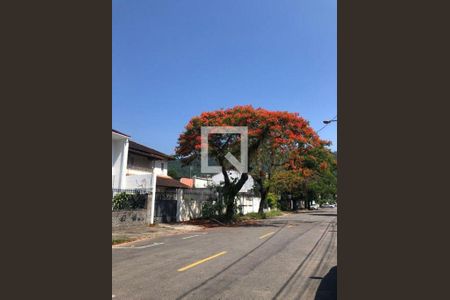 Casa à venda com 6 quartos, 180m² em São Francisco, Niterói