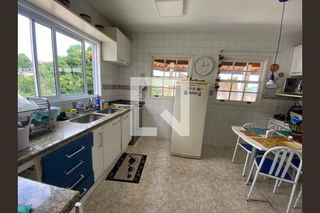 Casa à venda com 3 quartos, 274m² em Badu, Niterói