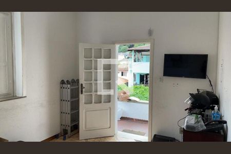 Casa à venda com 3 quartos, 100m² em Pé Pequeno, Niterói