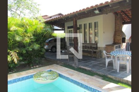 Casa à venda com 3 quartos, 195m² em Pendotiba, Niterói