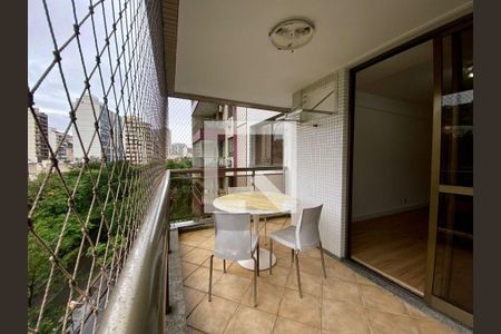 Apartamento à venda com 2 quartos, 80m² em Icaraí, Niterói