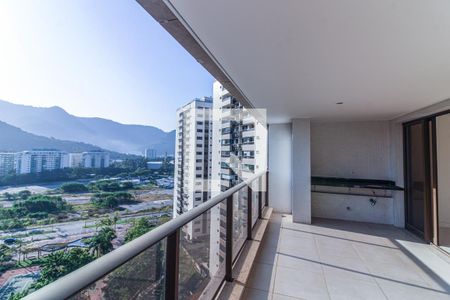 Varanda de apartamento à venda com 4 quartos, 160m² em Barra da Tijuca, Rio de Janeiro