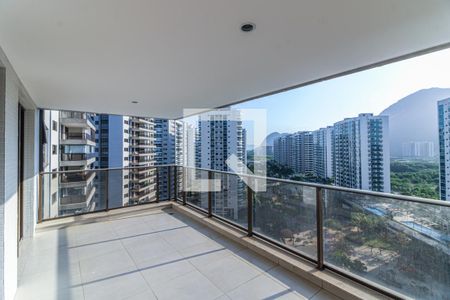 Varanda de apartamento à venda com 4 quartos, 160m² em Barra da Tijuca, Rio de Janeiro