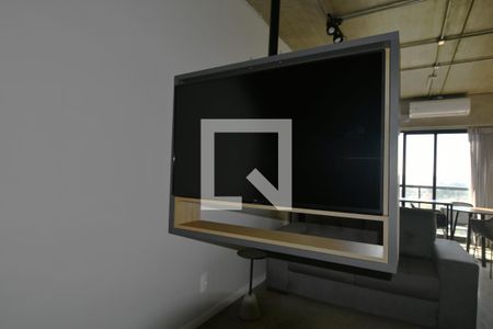 Quarto/Sala - TV de kitnet/studio para alugar com 1 quarto, 35m² em Parque das Universidades, Campinas