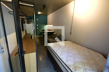 Sala/Quarto/Cozinha de kitnet/studio para alugar com 1 quarto, 25m² em Parque das Universidades, Campinas