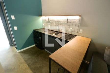 Cozinha de kitnet/studio para alugar com 1 quarto, 25m² em Parque das Universidades, Campinas
