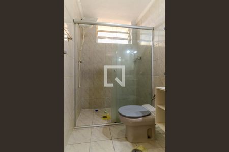 Banheiro de apartamento para alugar com 1 quarto, 63m² em Higienópolis, São Paulo