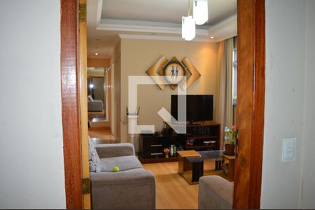 Apartamento à venda com 3 quartos, 67m² em Centro, Contagem