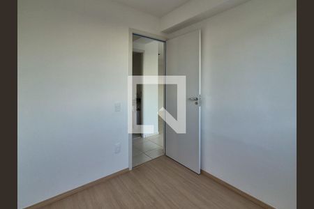 Quarto 1 de apartamento para alugar com 3 quartos, 57m² em Camorim, Rio de Janeiro