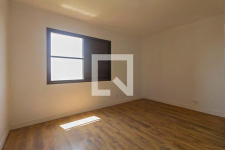 Apartamento à venda com 3 quartos, 167m² em Vila Suzana, São Paulo