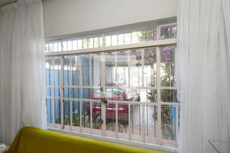 Vista da Sala de casa à venda com 3 quartos, 201m² em Vila Marari, São Paulo