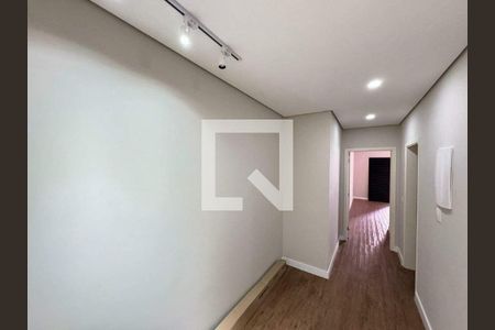 Casa à venda com 3 quartos, 194m² em Swiss Park, Campinas