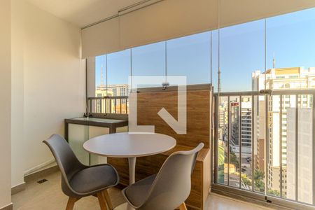 varanda de kitnet/studio para alugar com 1 quarto, 25m² em Consolação, São Paulo
