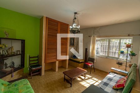 Sala de Estar de casa à venda com 3 quartos, 250m² em Vila Jequitibás, Campinas