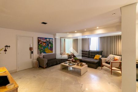 Apartamento para alugar com 4 quartos, 195m² em Santa Lúcia, Belo Horizonte