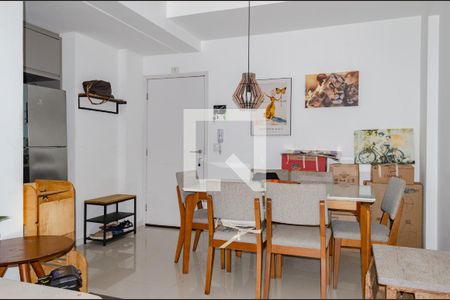 Sala de apartamento para alugar com 2 quartos, 72m² em Itacorubi, Florianópolis