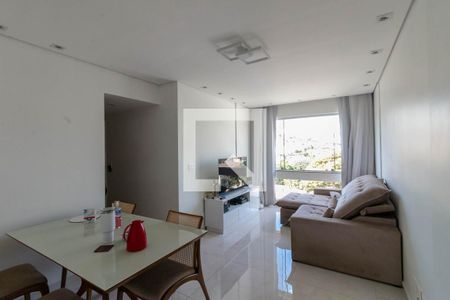 Sala de apartamento à venda com 3 quartos, 80m² em Cinquentenario, Belo Horizonte