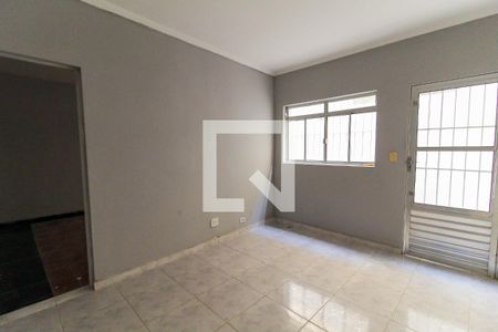 Sala de casa para alugar com 1 quarto, 50m² em Água Rasa, São Paulo