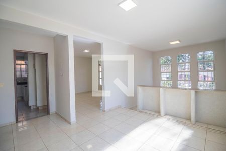 Sala de casa para alugar com 4 quartos, 198m² em Setor Pedro Ludovico, Goiânia