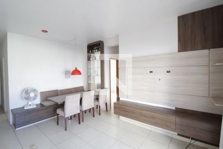 Sala de apartamento para alugar com 2 quartos, 65m² em Alto Umuarama, Uberlândia