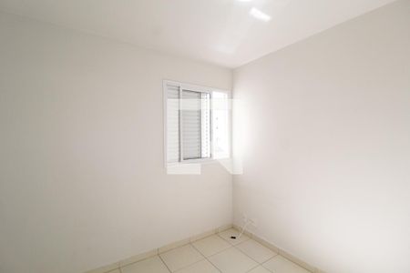 Quarto 1 de apartamento para alugar com 2 quartos, 65m² em Alto Umuarama, Uberlândia