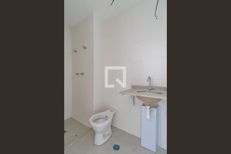 Banheiro de apartamento à venda com 1 quarto, 49m² em Vila Militar, Barueri