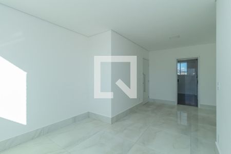 Apartamento à venda com 2 quartos, 61m² em Sagrada Família, Belo Horizonte