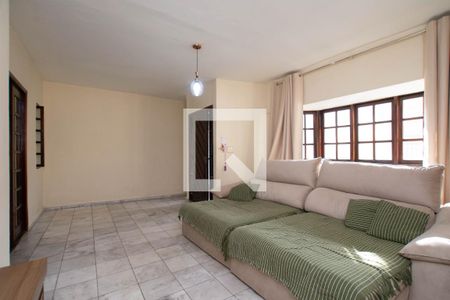 Sala de casa para alugar com 4 quartos, 300m² em Torres Tibagy, Guarulhos