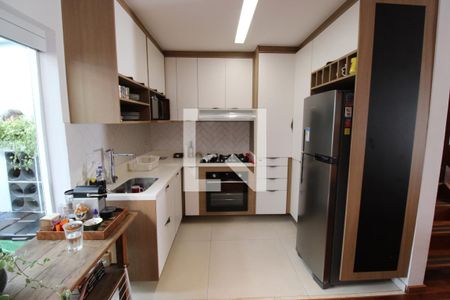 Cozinha de casa à venda com 3 quartos, 150m² em Vila Progredior, São Paulo