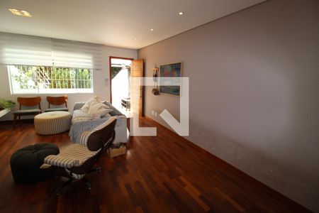 Sala de casa à venda com 3 quartos, 150m² em Vila Progredior, São Paulo