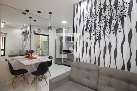 Sala/Cozinha de casa à venda com 2 quartos, 47m² em Vila Granada, São Paulo