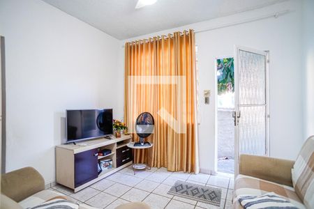 Sala de casa à venda com 3 quartos, 56m² em Engenhoca, Niterói