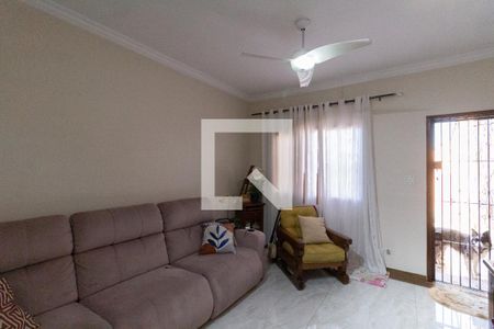 Sala de casa à venda com 2 quartos, 150m² em Cidade Antônio Estêvão de Carvalho, São Paulo