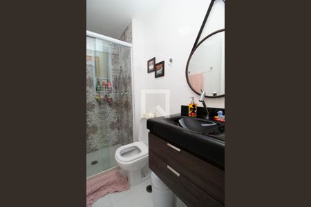 Banheiro de apartamento à venda com 3 quartos, 65m² em Utinga, Santo André