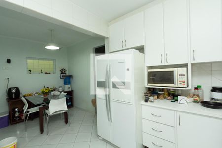 Casa para alugar com 320m², 3 quartos e 2 vagas Casa para alugar com 320m², 3 quartos e 2 vagasCozinha