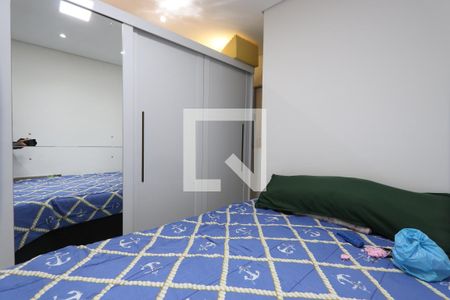 Suíte 1 de casa para alugar com 2 quartos, 70m² em Vila Cleonice, São Paulo