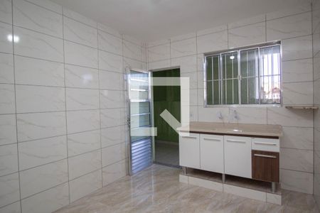 Cozinha de casa para alugar com 1 quarto, 40m² em Vila Zat, São Paulo