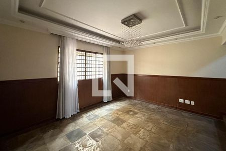 Sala de casa para alugar com 5 quartos, 420m² em Castelo, Belo Horizonte