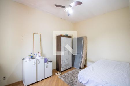 Casa à venda com 240m², 3 quartos e 2 vagas Casa à venda com 240m², 3 quartos e 2 vagasQuarto 3