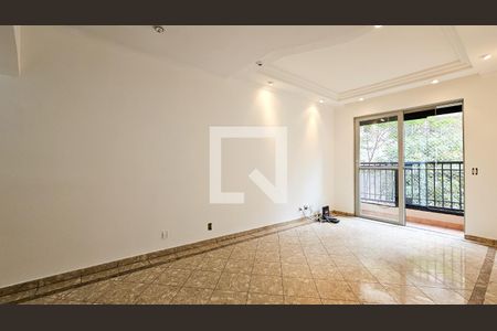 Sala de apartamento à venda com 3 quartos, 64m² em Vila Sofia, São Paulo