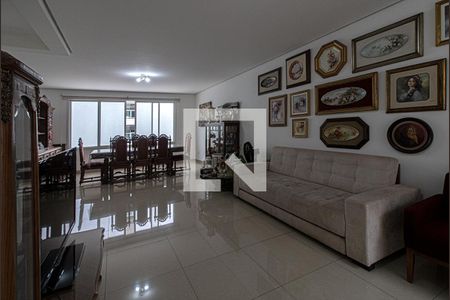 sala_2 de casa à venda com 3 quartos, 237m² em Bosque da Saúde, São Paulo